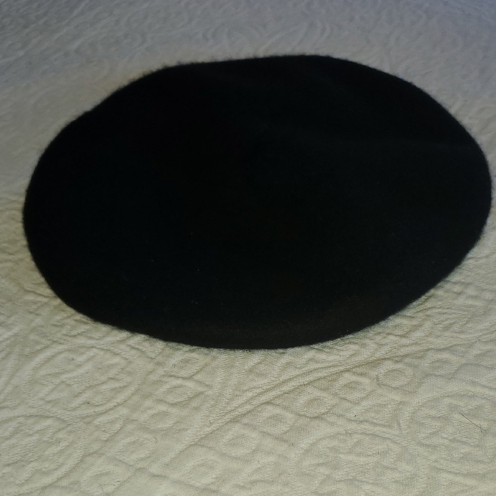Vintage Black Wool Beret